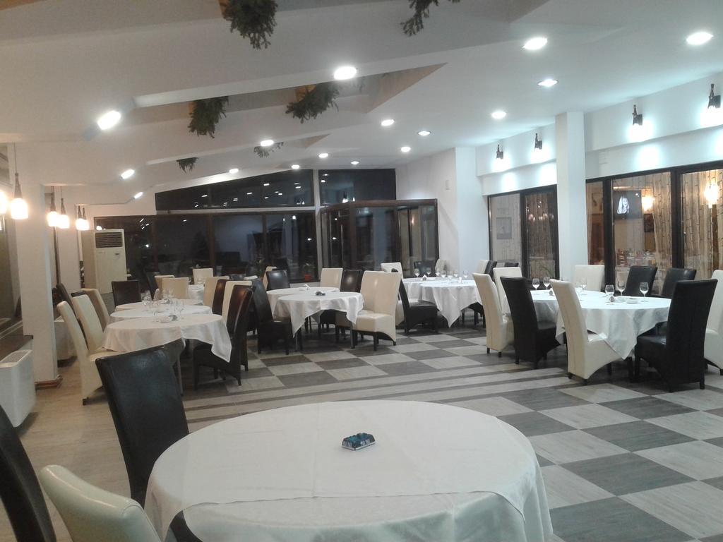 Hotel Zada Predeal Exterior photo